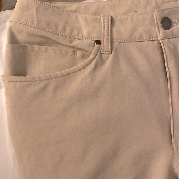 Lululemon ABC Slim-Fit Trouser - Picture 4 of 5